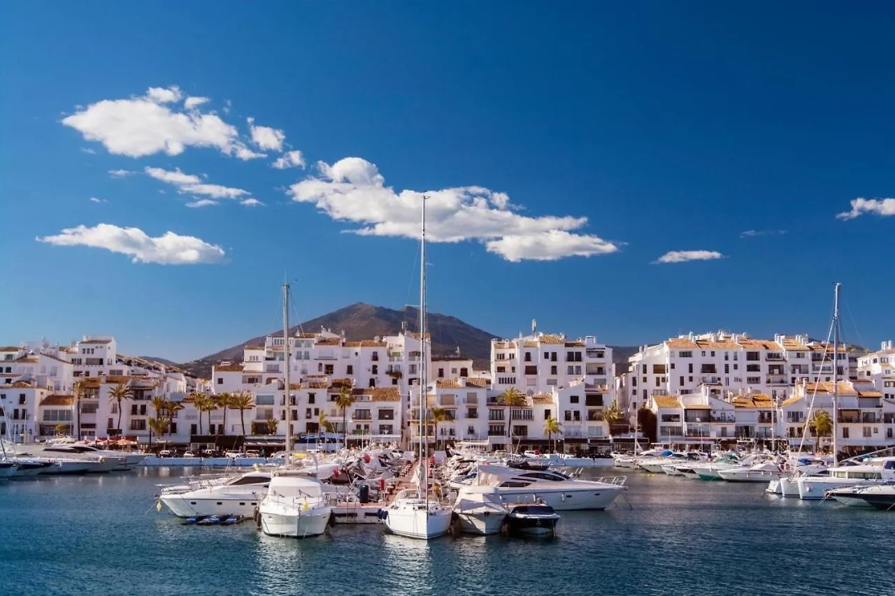 Residencia Jardin Del Rio Apartment Marbella Spain